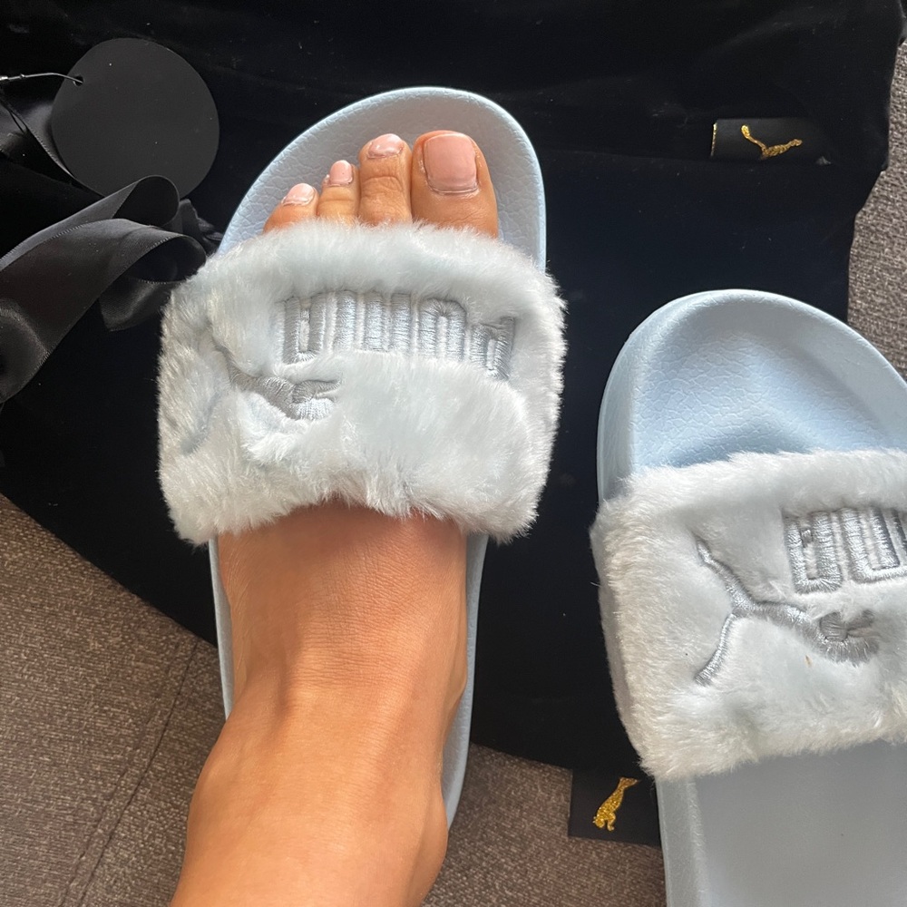 PUMA -FENTY FUR SLIDES-cool blue puma silver size EUR37 US 6.5